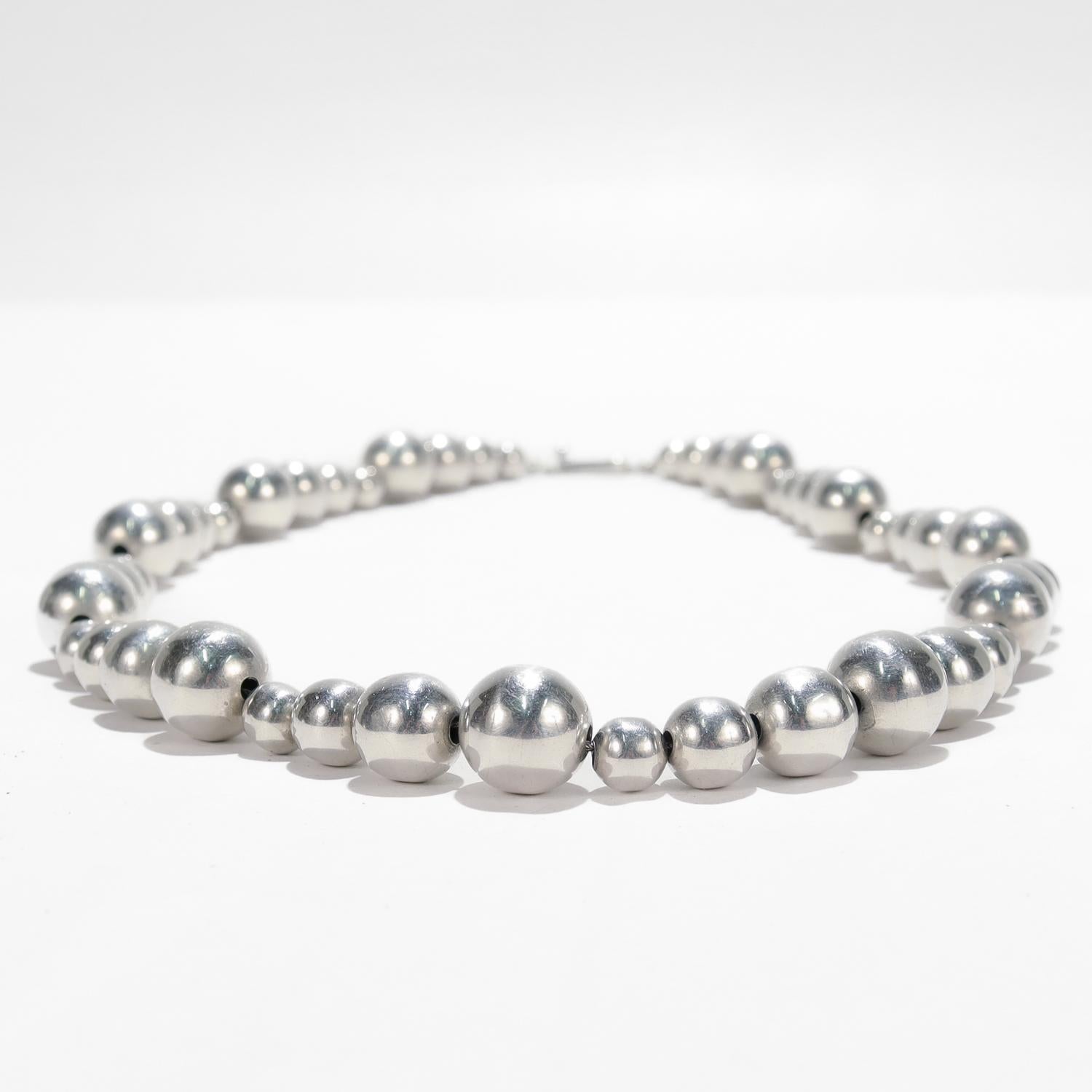 Vintage 22-Inch Mexican Sterling Silver Graduated Bead Necklace For Sale 7
