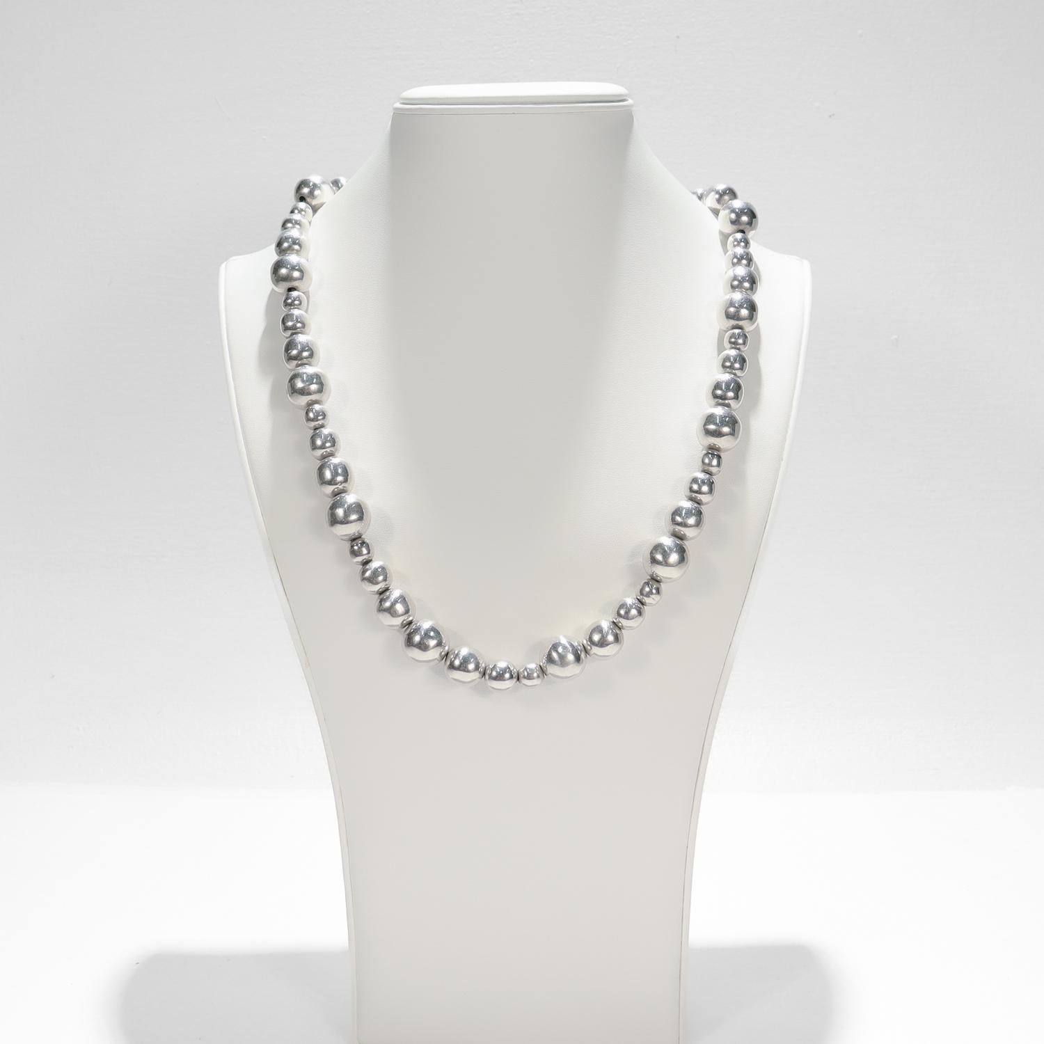 Vintage 22-Inch Mexican Sterling Silver Graduated Bead Necklace For Sale 2