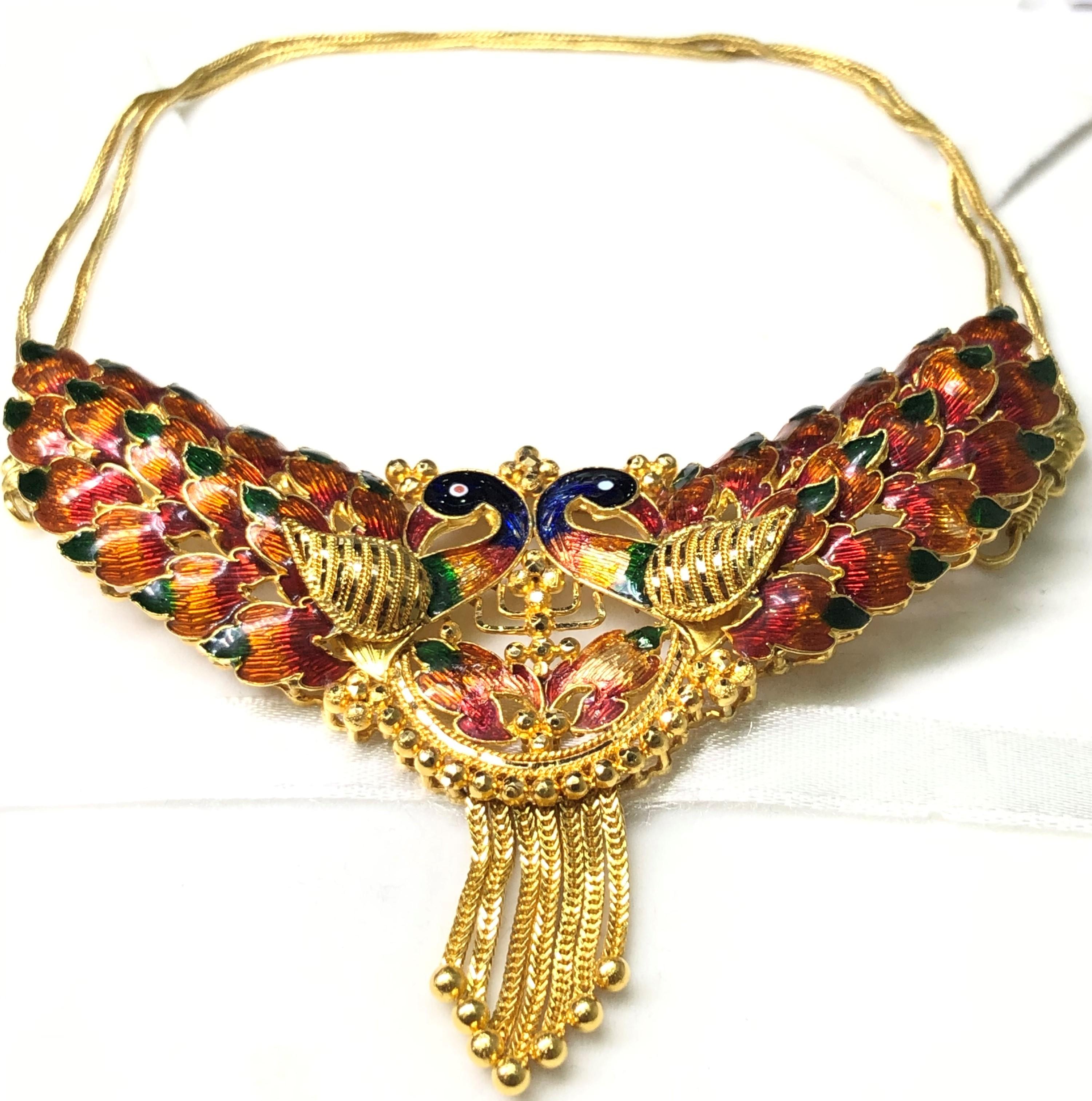 Vintage 22 Karat Gold Handmade Enamel Peacock Earrings In Fair Condition For Sale In New York, NY