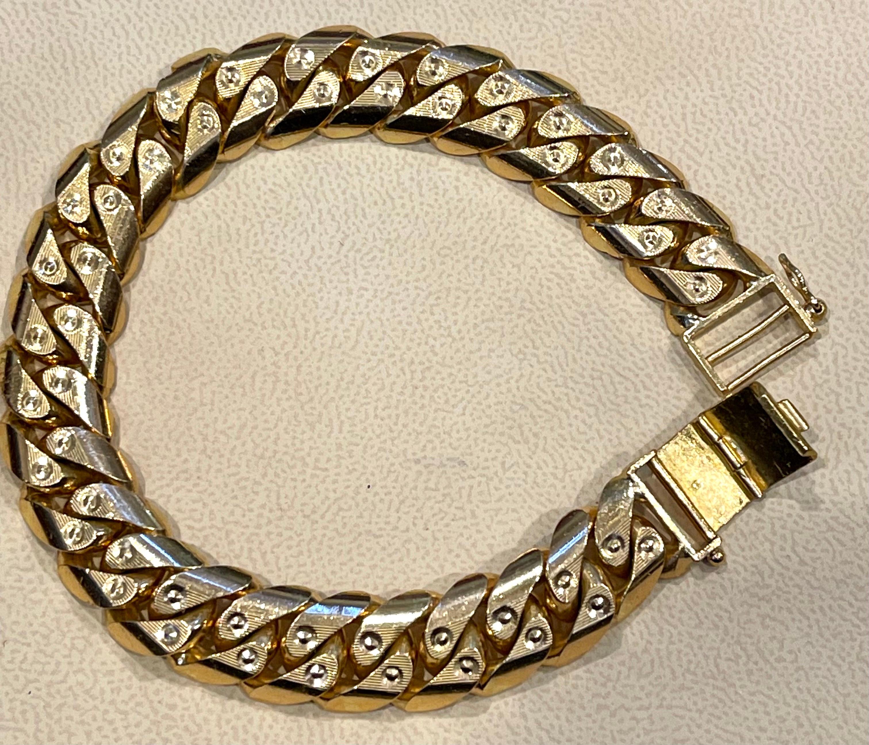 Vintage 22 Karat Yellow Gold 102.1 Gm Cuban link Bracelet Unisex For Sale 5