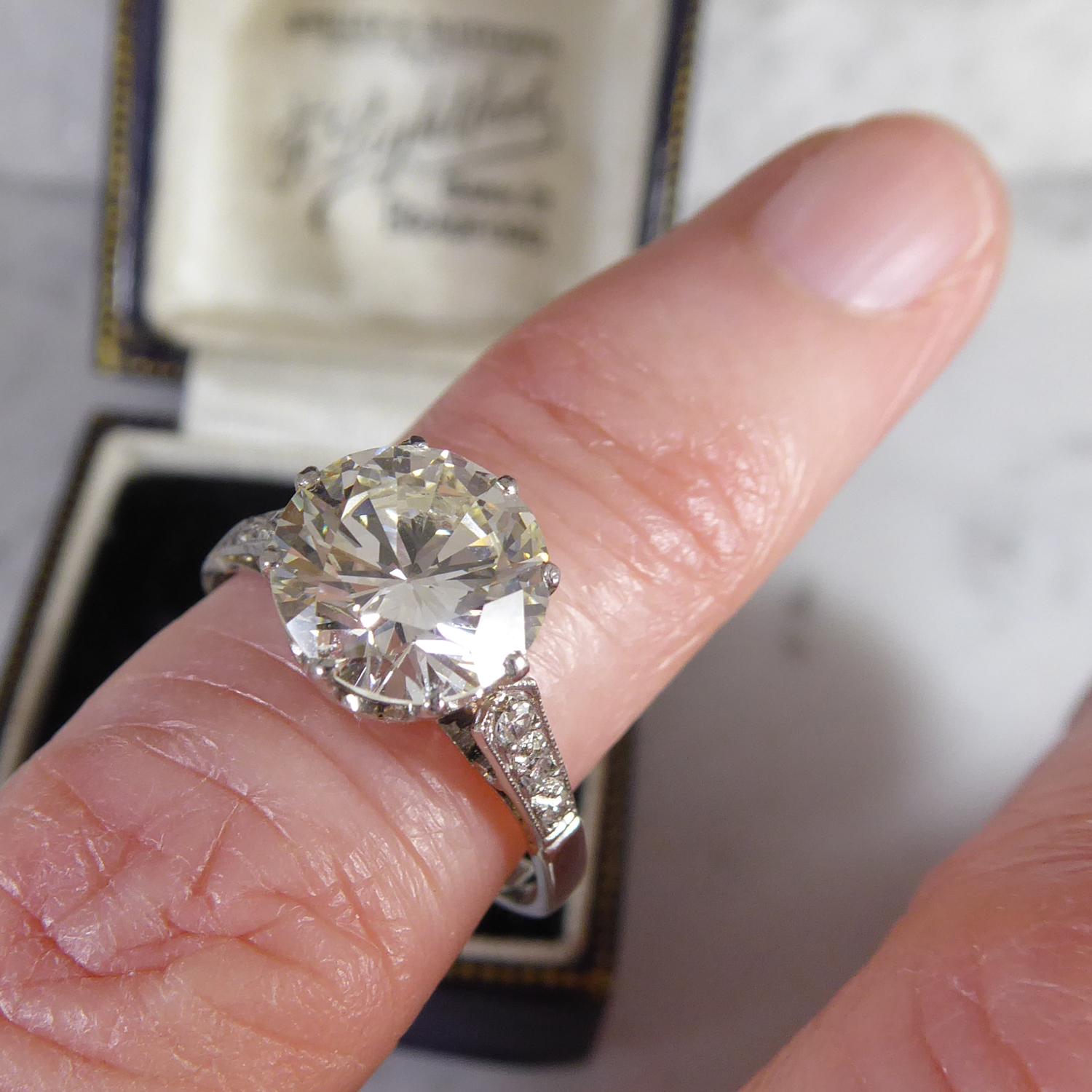 Round Cut Vintage 2.21 Carat Early Brilliant Cut Diamond Engagement Ring