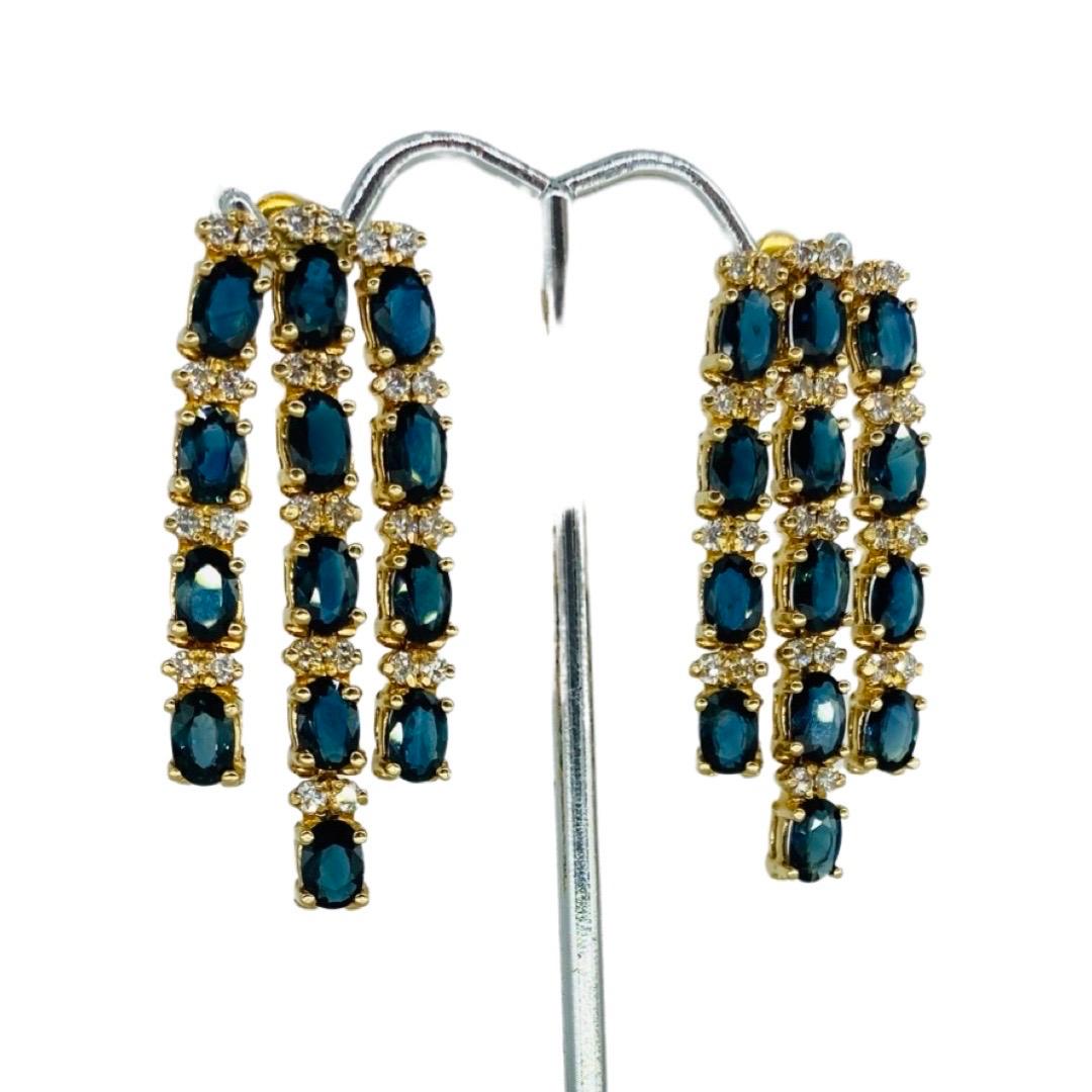 Vintage 22.10 Carat Blue Sapphires and Diamonds Chandelier Earrings For Sale 3
