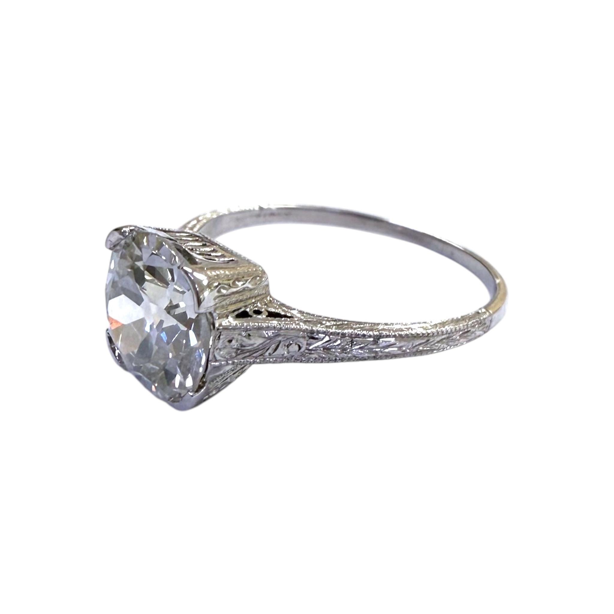 Vintage 2.22 Carat Old European Cut Diamond Engagement Ring GIA For Sale 5