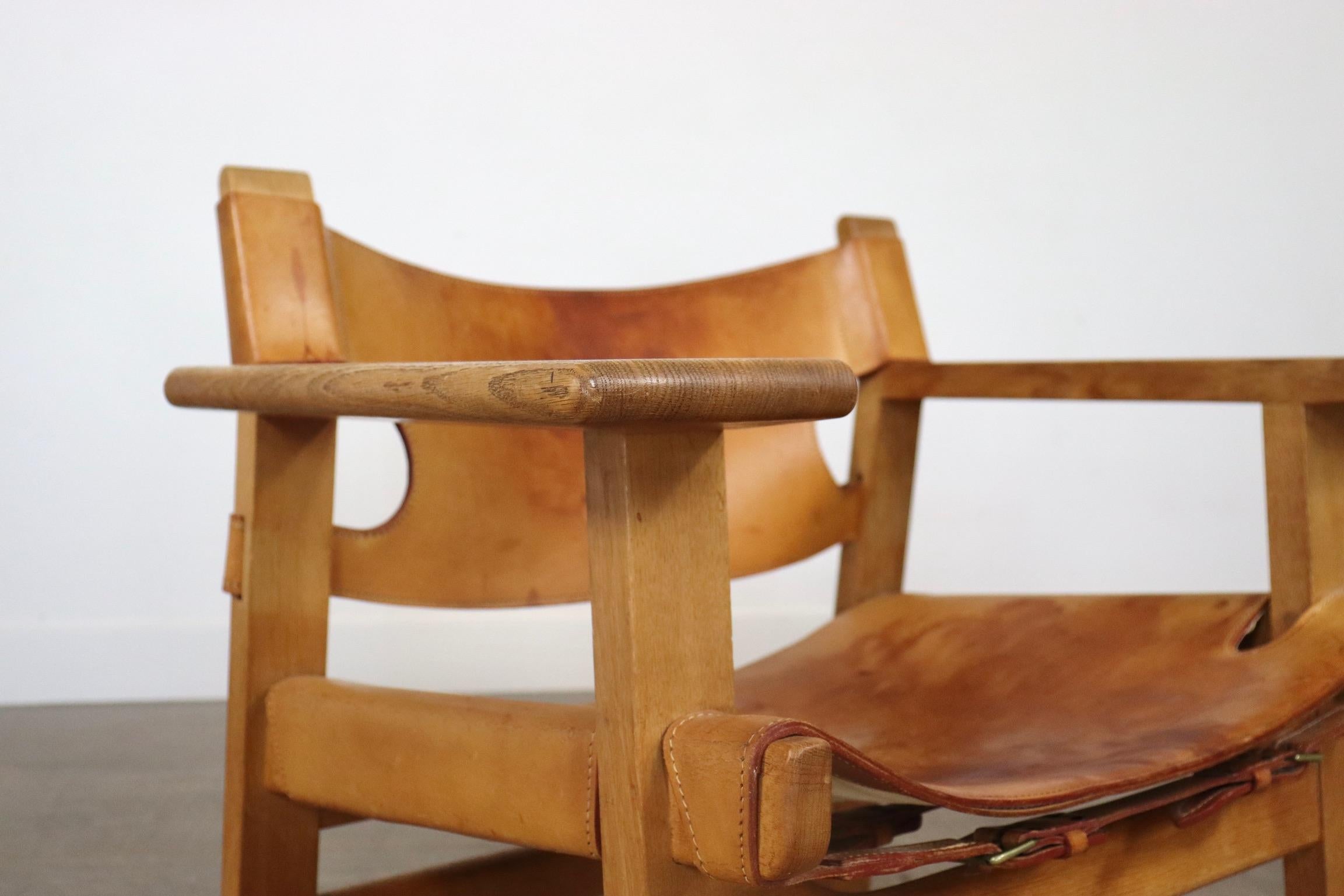 Vintage 2226 Spanish Chair by Børge Mogensen in Tan Leather for Fredericia, 1960 3