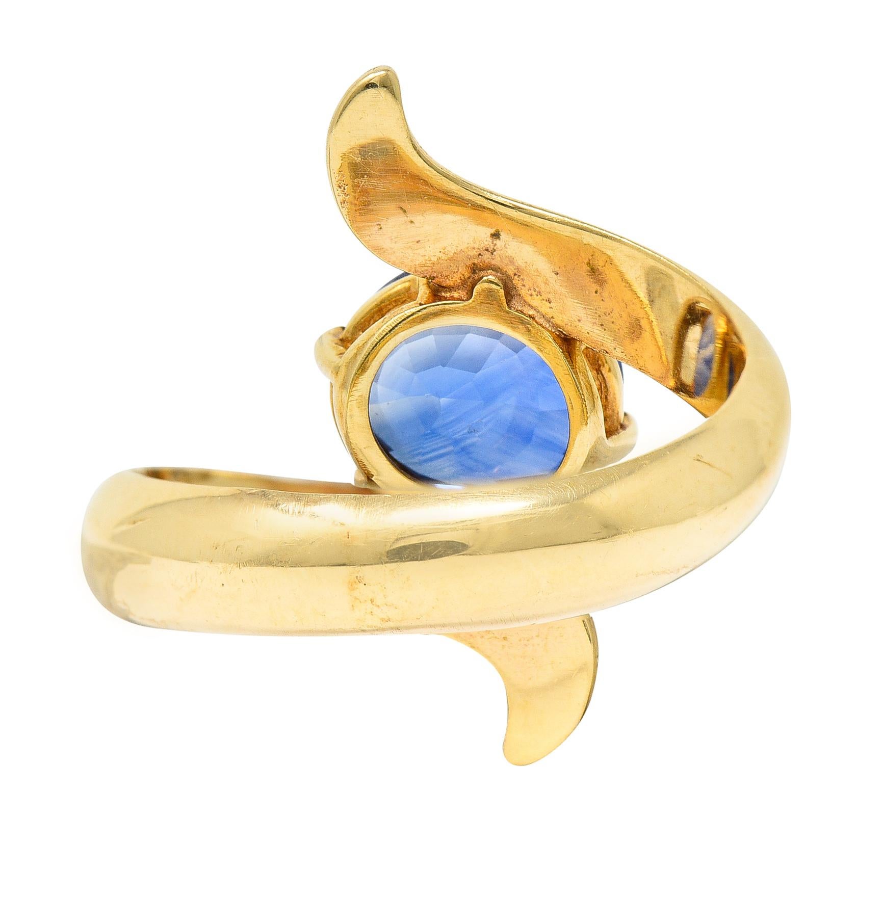 Oval Cut Vintage 2.25 Carats Sapphire 14 Karat Yellow Gold Bypass Ring