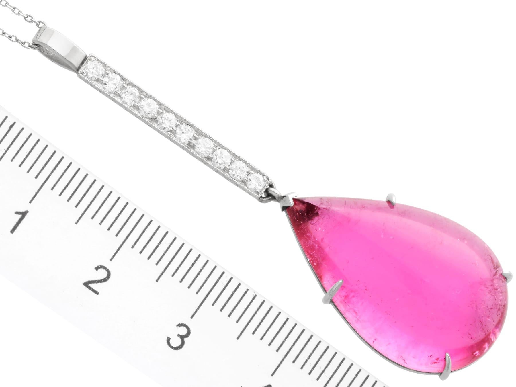 Pendentif vintage en platine avec tourmaline rose 22,71 carats et diamants 0,32 carat Unisexe en vente