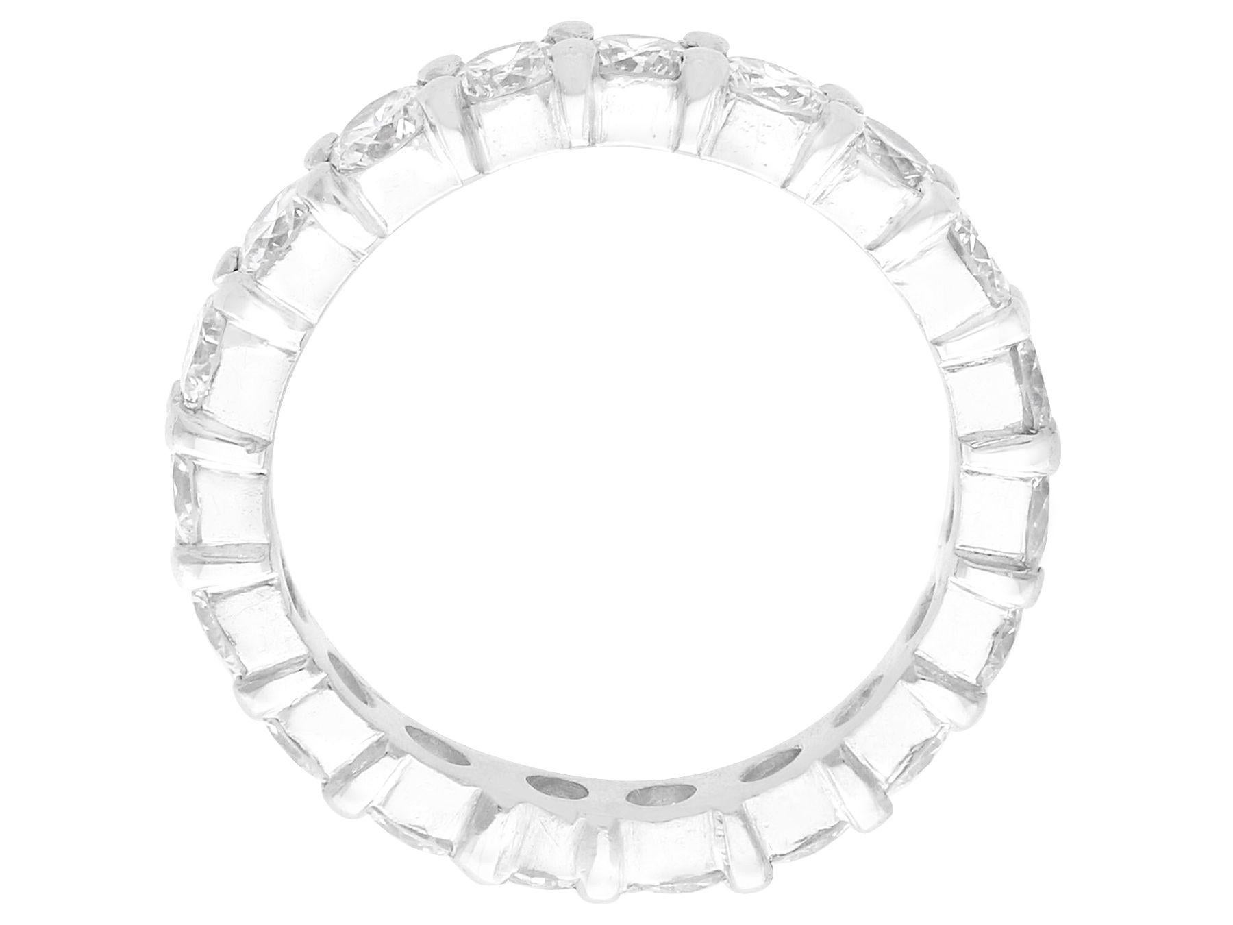 Women's or Men's Vintage 2.28ct Diamond and Platinum Full Eternity Ring, circa 1950 For Sale