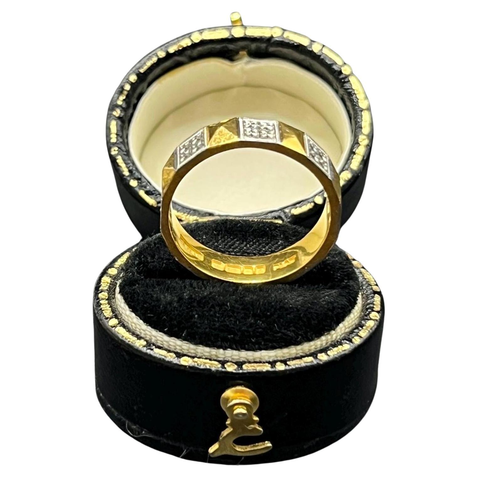 Fascia d'oro 22ct e platino d'epoca, con marchio Londra 1960 in vendita