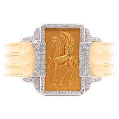 Bracelet Vintage 22K et 18K avec motif Pegasus et lunette en diamant