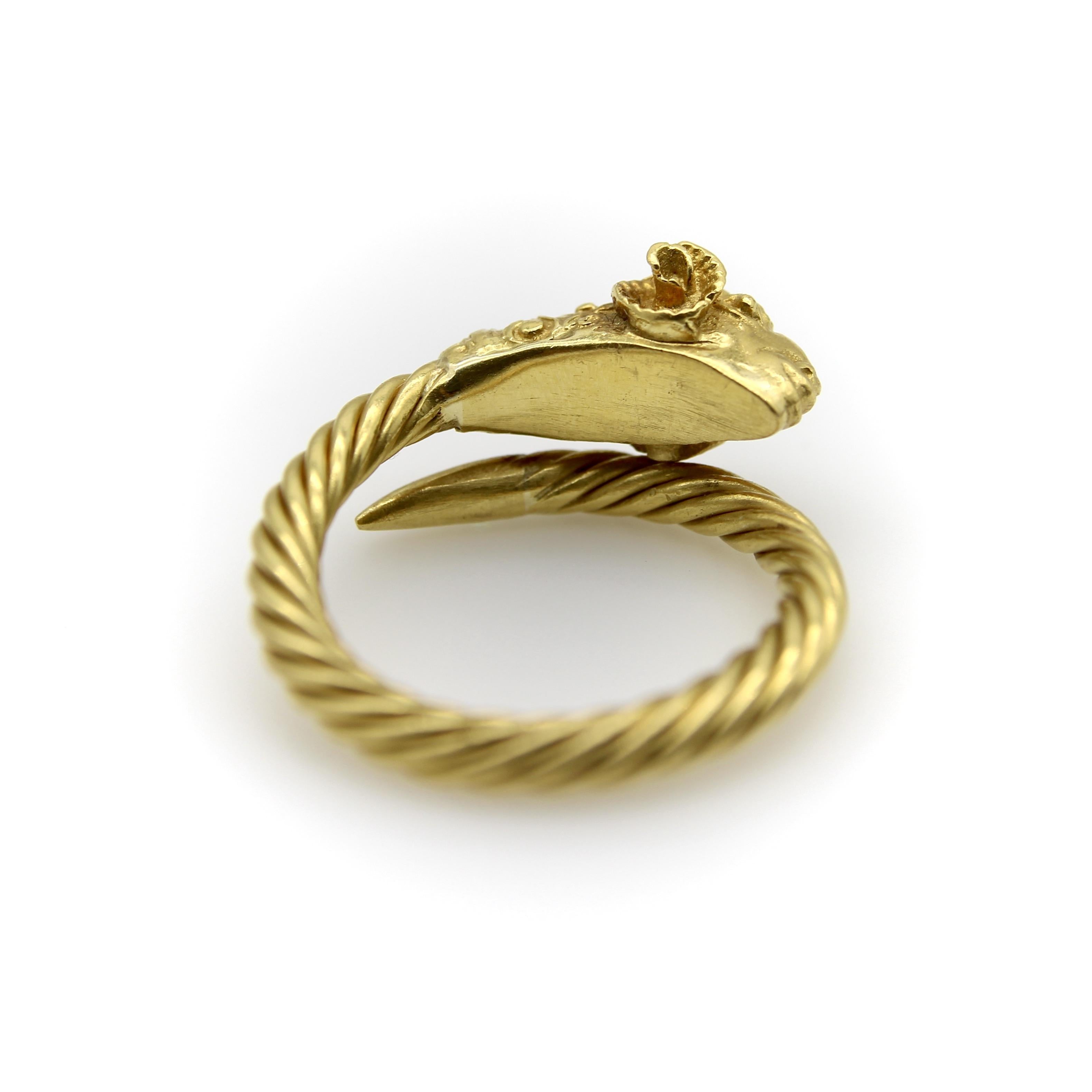 Vintage 22K Gold Etruscan Revival Ram’s Head Ring 4