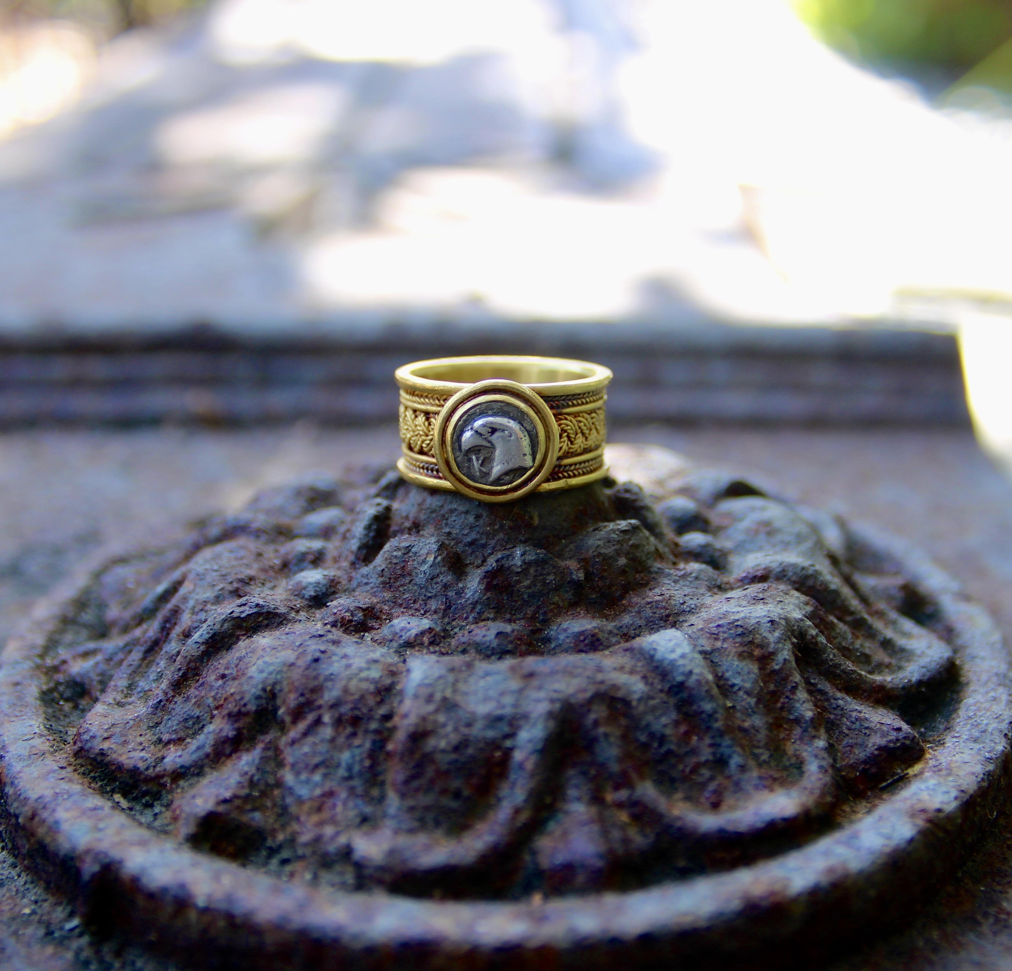 Vintage 22K Gold Wirework Ring with Ancient Silver Eagle Coin For Sale 4