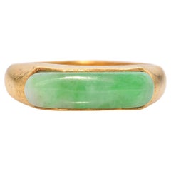 Anello vintage con sella in oro giallo 22k da 1,07 carati di giada verde