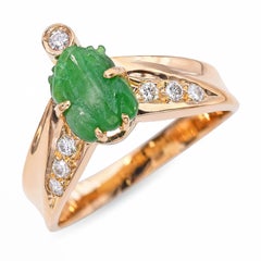 Vintage 22k Yellow Gold Carved Jadeite Frog and Diamond Ring