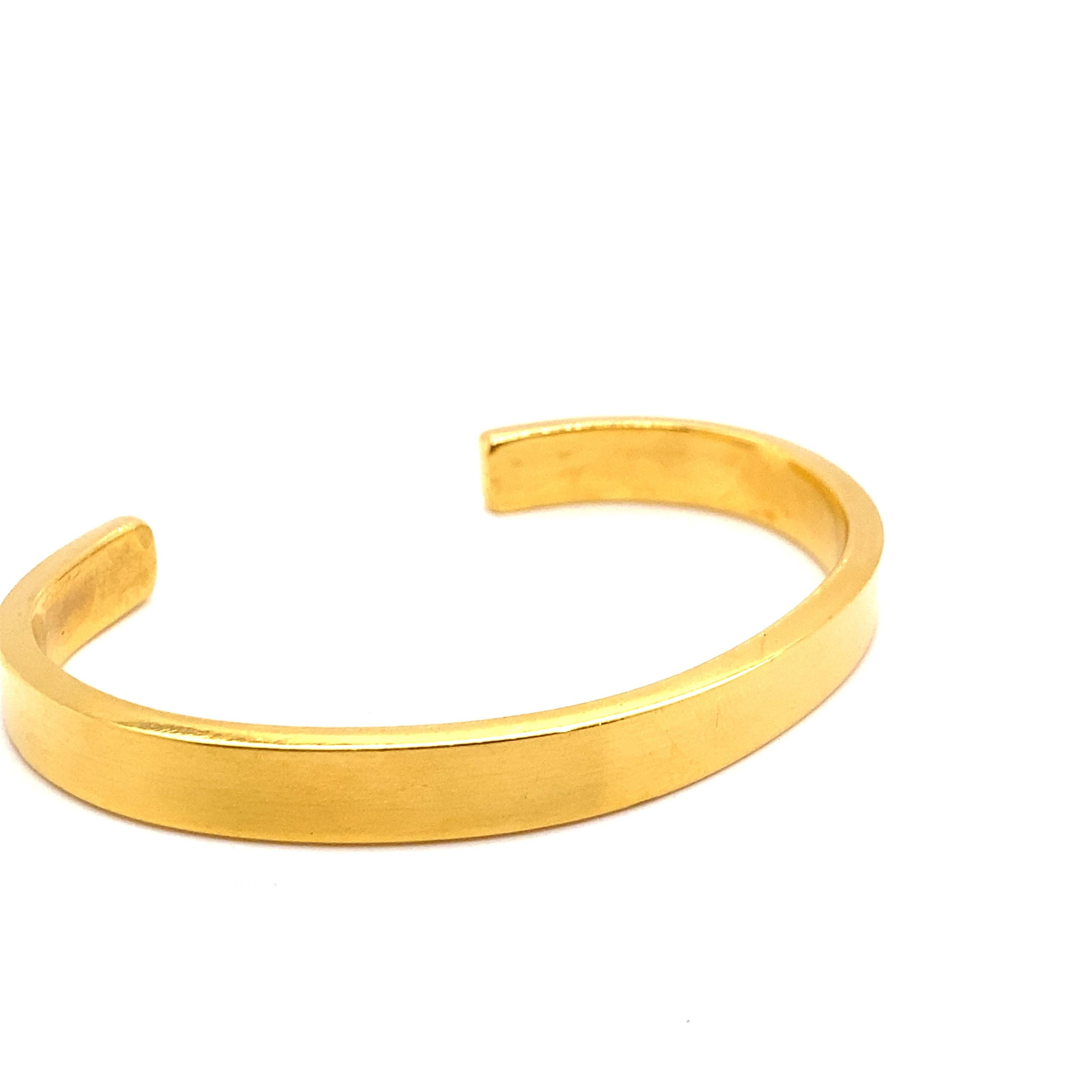 Manschettenarmband aus 22 Karat Gelbgold im Zustand „Gut“ in Boston, MA