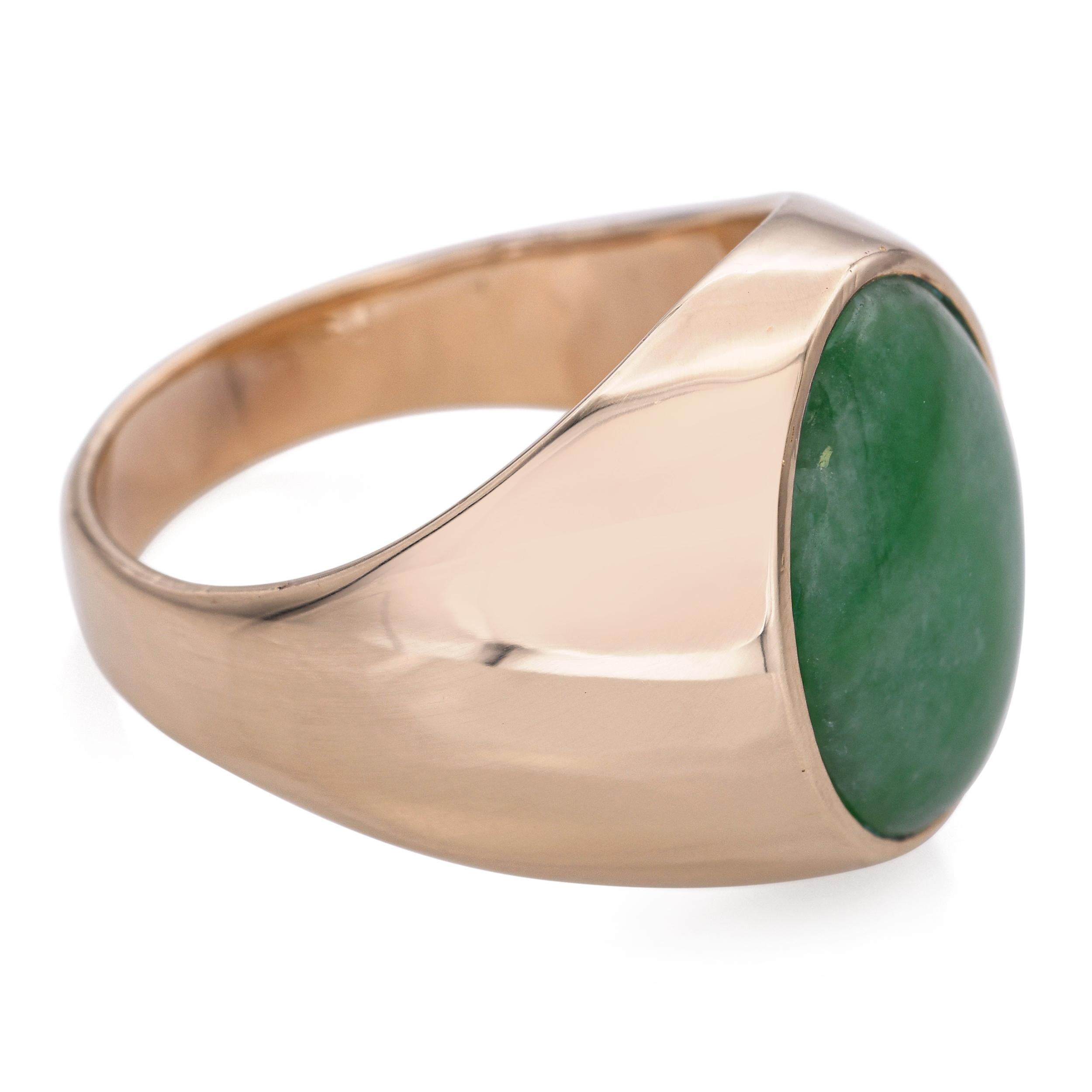 Vintage 22k Yellow Gold Green Jade Ring For Sale 1