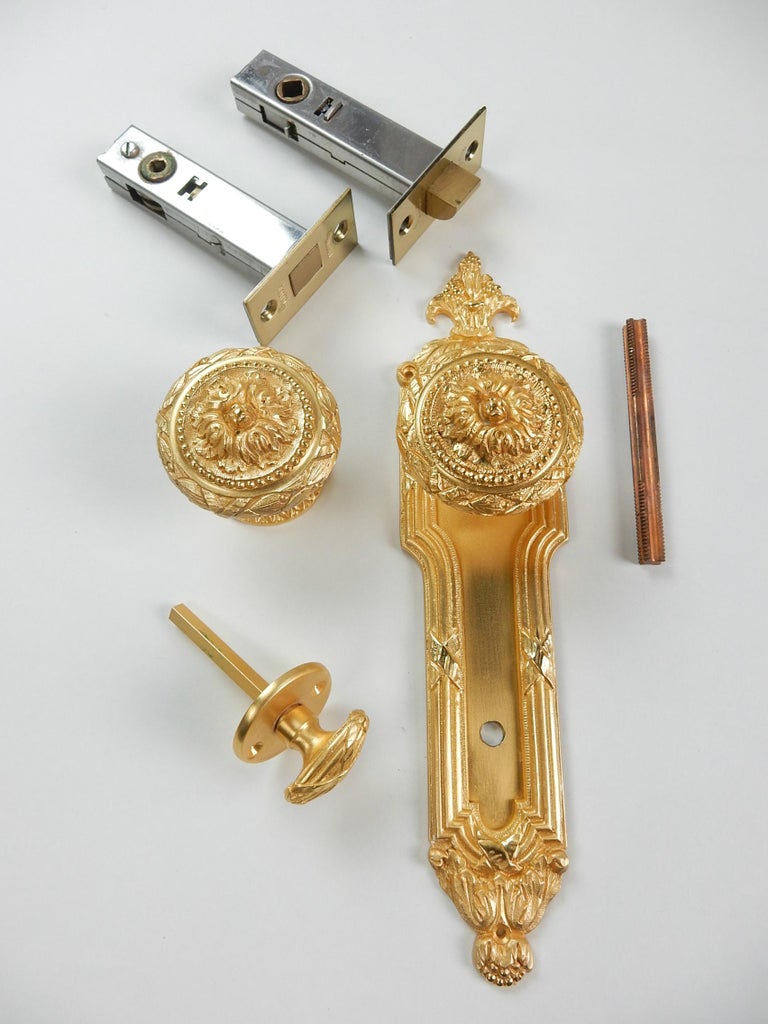 Vintage 22Karat Plated Door Knob, Bolt and Escutcheon from Sherle Wagner, 1960s For Sale at