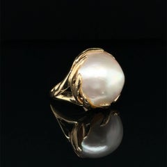 Vintage 22mm Round Mabe Pearl Gold Wave Bezel Design Dome Ring