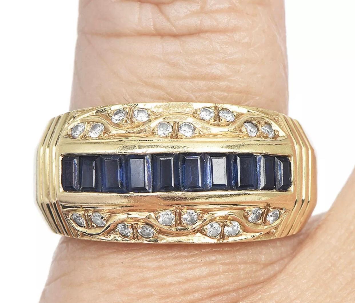 Women's or Men's Vintage 2.30 Carat Diamond Sapphire 18K Yellow Gold Channel Cluster Band Ring For Sale