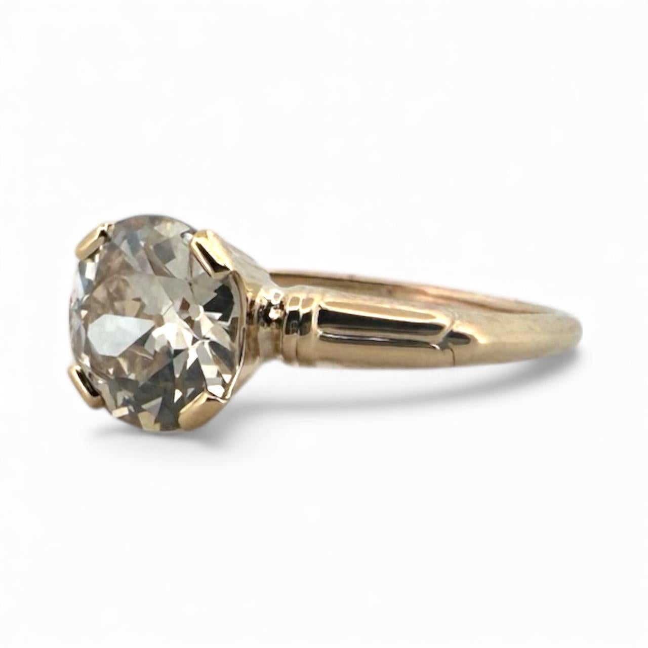 Anillo de compromiso vintage de diamantes talla europea antigua de 2,32 quilates y oro amarillo de 14 quilates Corte europeo antiguo en venta