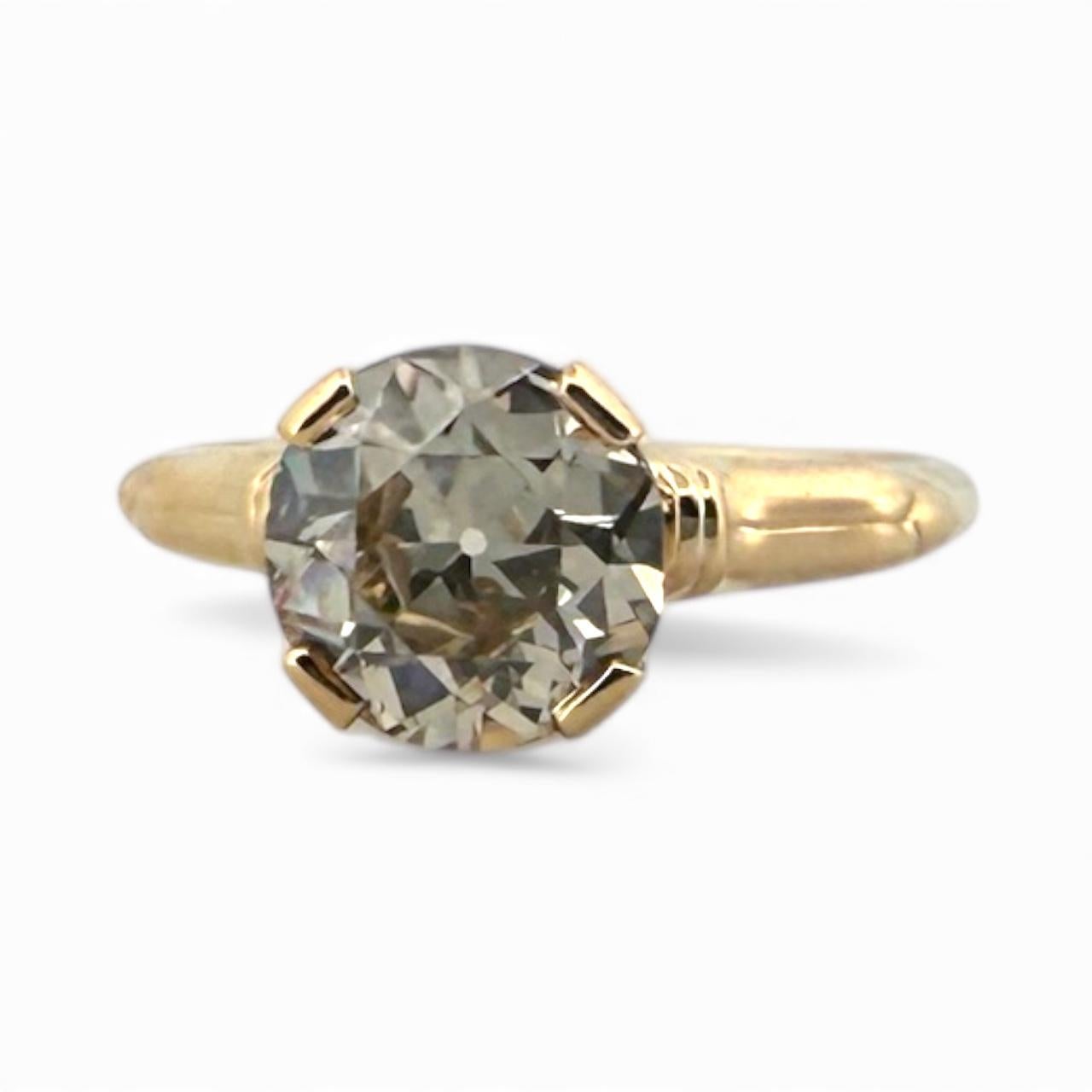 Anillo de compromiso vintage de diamantes talla europea antigua de 2,32 quilates y oro amarillo de 14 quilates en Excelente estado para la venta en Montgomery, AL