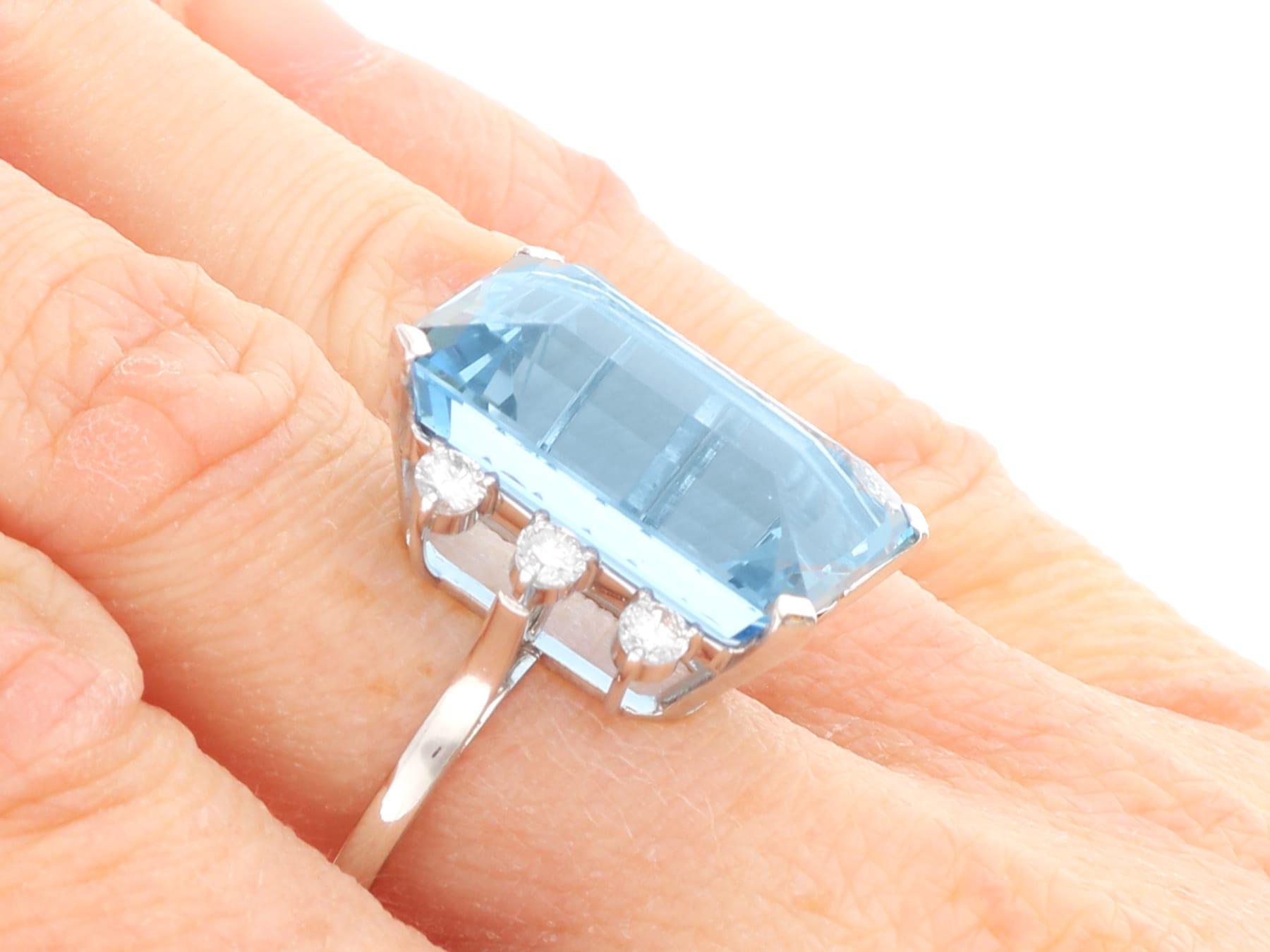 Bague vintage en platine avec aigue-marine de 23,68 carats et diamants de 0,52 carat, c. 1980 en vente 5