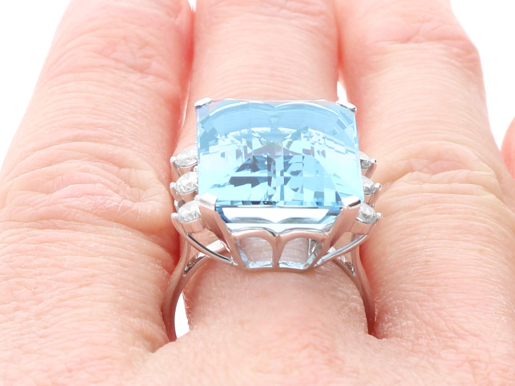 Bague vintage en platine avec aigue-marine de 23,68 carats et diamants de 0,52 carat, c. 1980 en vente 6