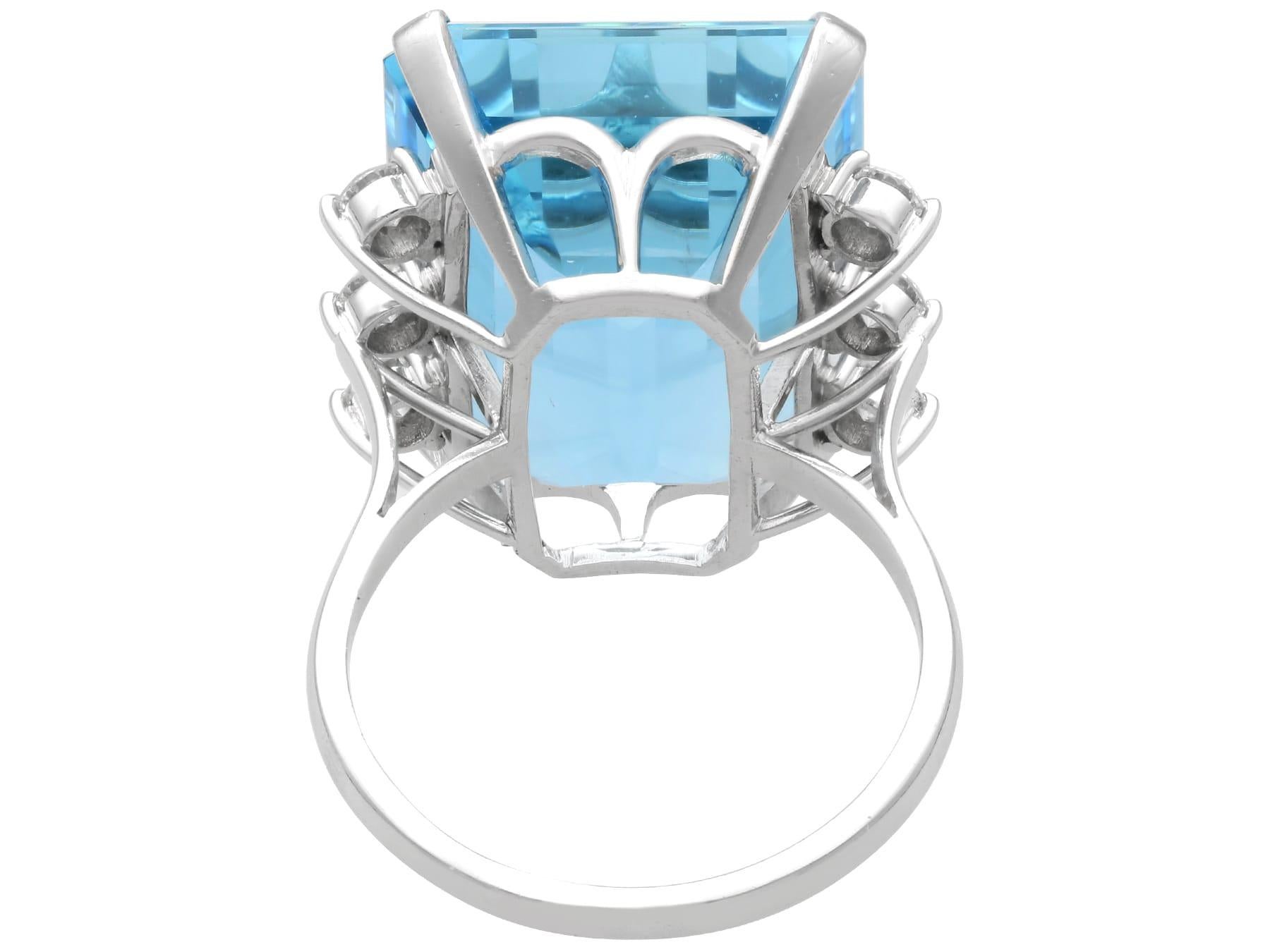 Bague vintage en platine avec aigue-marine de 23,68 carats et diamants de 0,52 carat, c. 1980 en vente 1