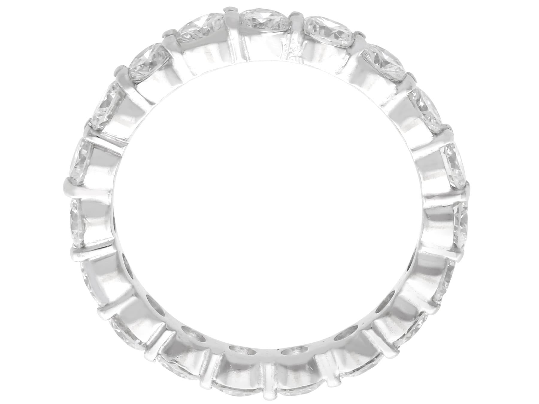 Vintage 2.38 Carat Diamond, 18k White Gold Full Eternity Ring Circa 1950 For Sale 2