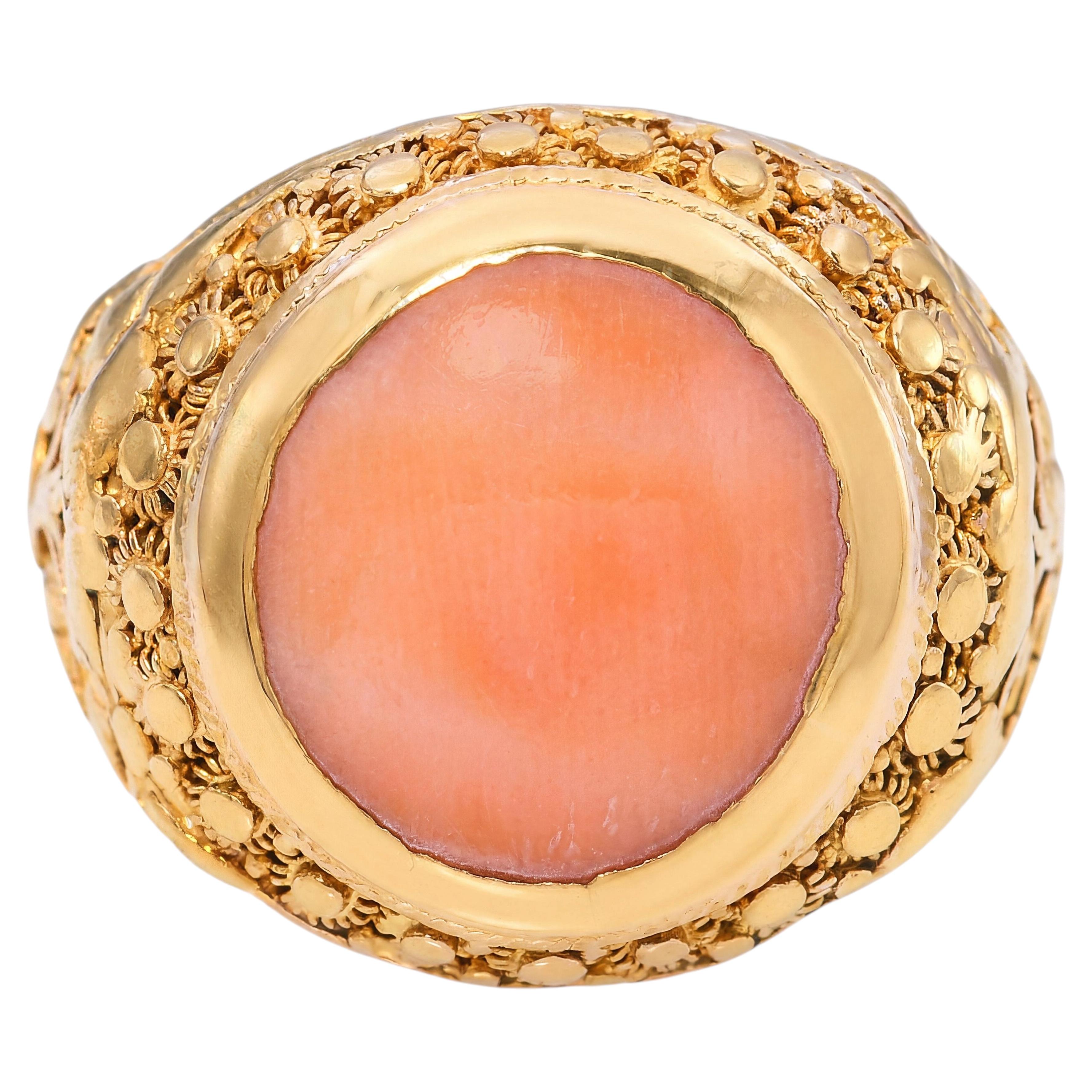 Vintage 23k Yellow Gold Coral Cabochon Ring