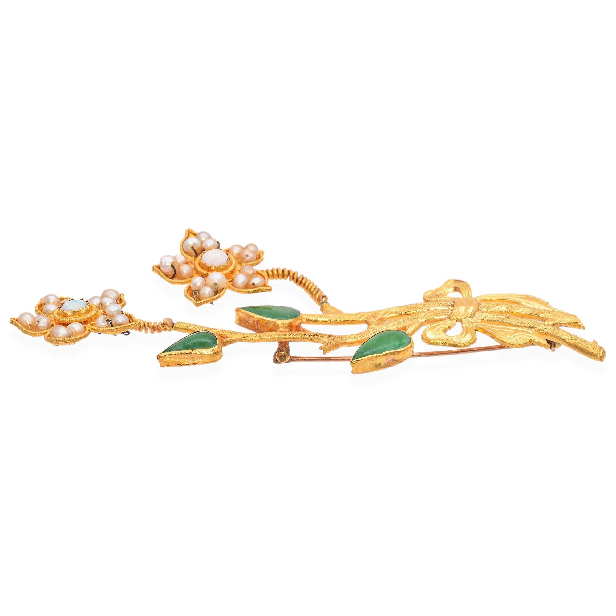 Broche vintage en or jaune 23 carats, opale de jade et perles naturelles Pour femmes en vente