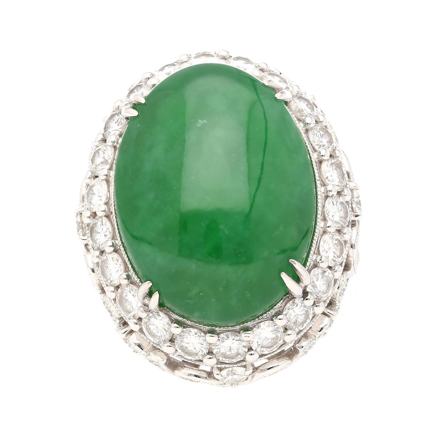 Women's Vintage 24 Carat Cabochon Cut Jadeite Jade & Round Cut Diamond Halo Ring For Sale