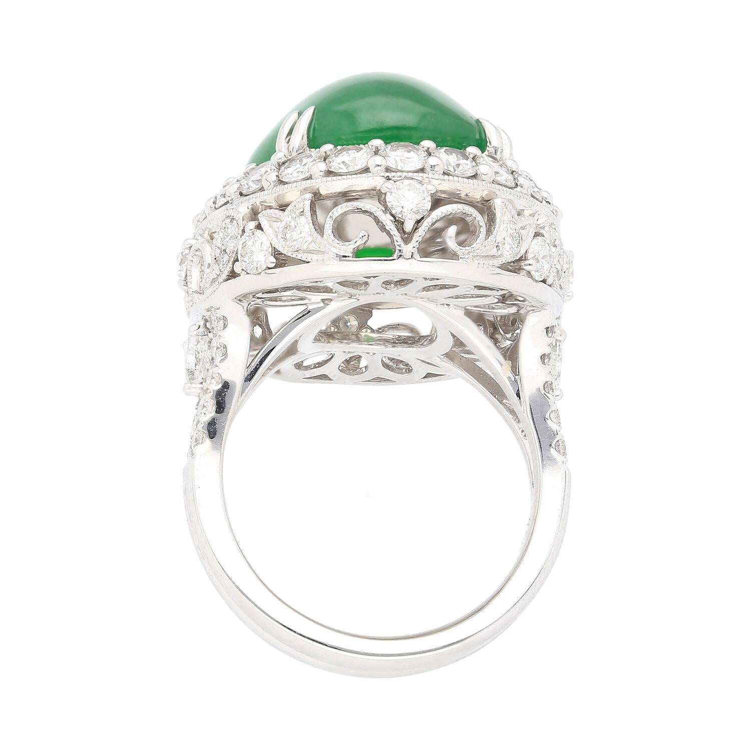 Vintage 24 Carat Cabochon Cut Jadeite Jade & Round Cut Diamond Halo Ring For Sale 1