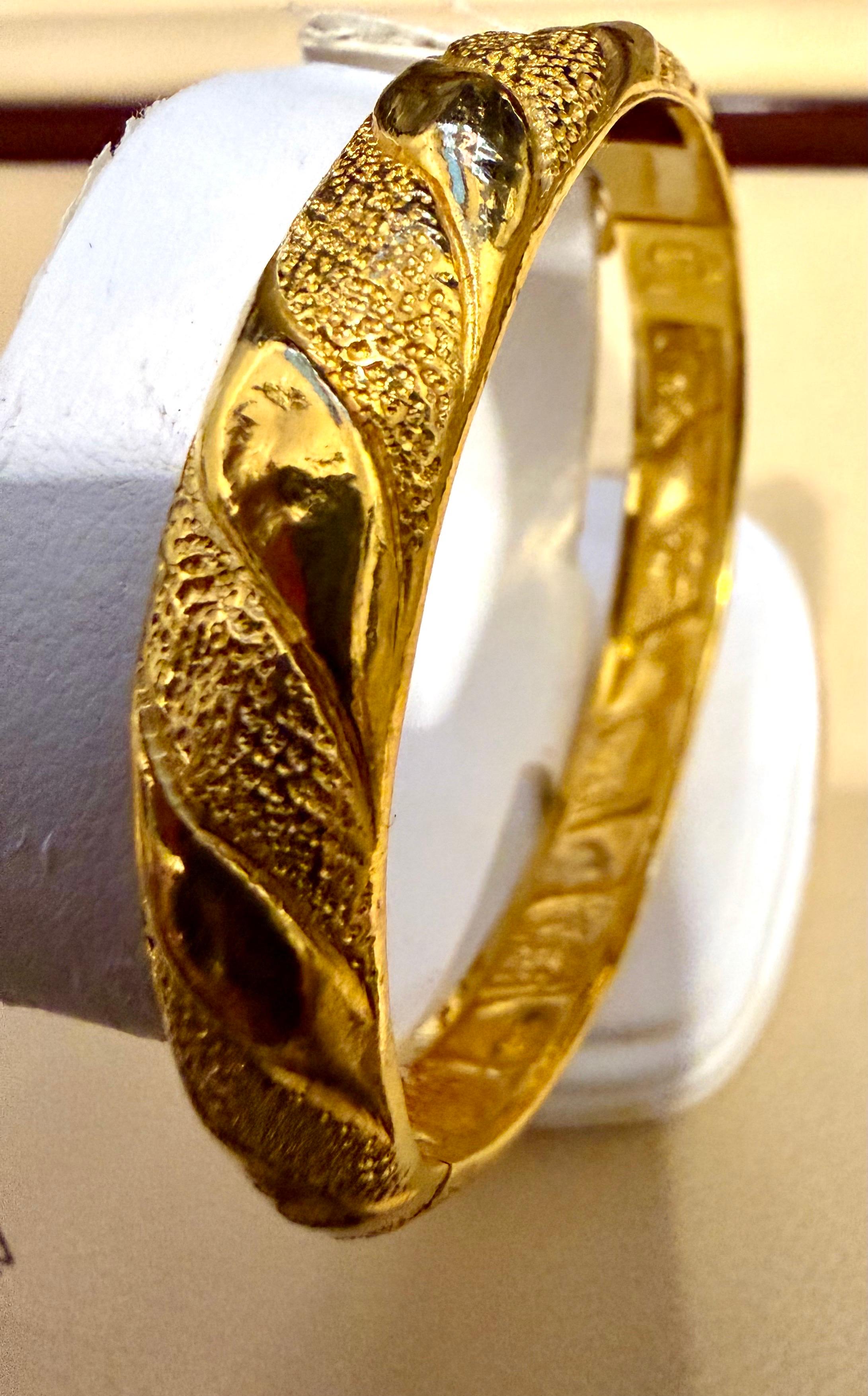 VINTAGE Bracelet en or pur jaune 24 carats 27.5 gm SMALL Bangle, Openable en vente 5