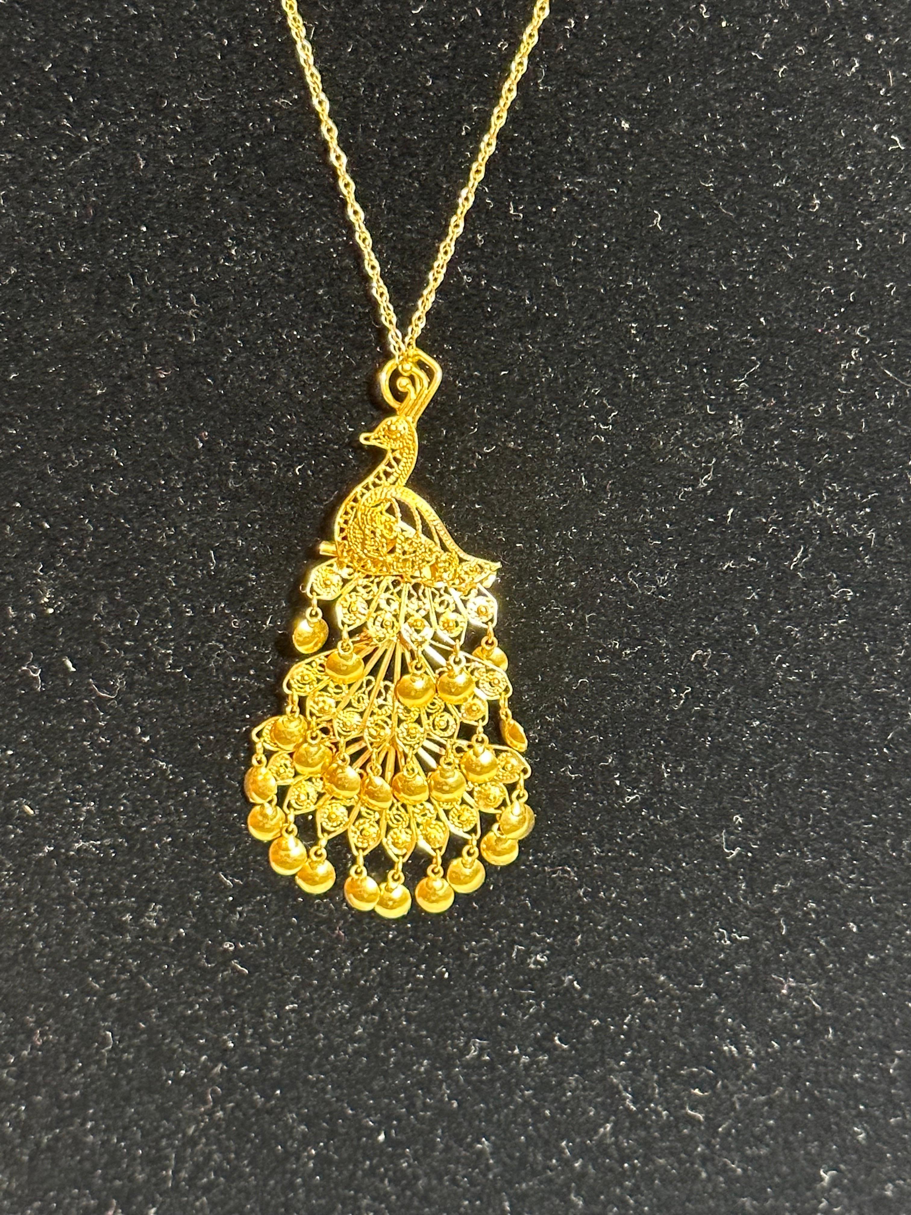 Vintage 24 Karat Yellow Gold 3.4 Gm Peacock Pin / Pendant + 14 Karat yellow gold  Chain Necklace 18