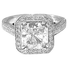 Vintage 2.40 Carat Diamond Engagement Ring in 14k Gold