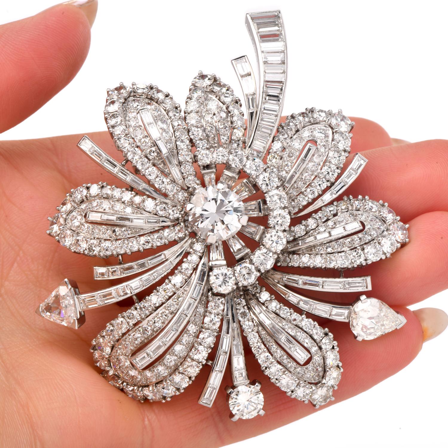 Retro Vintage 24.70cts  Diamond Platinum Floral Flair Brooch Pin  For Sale