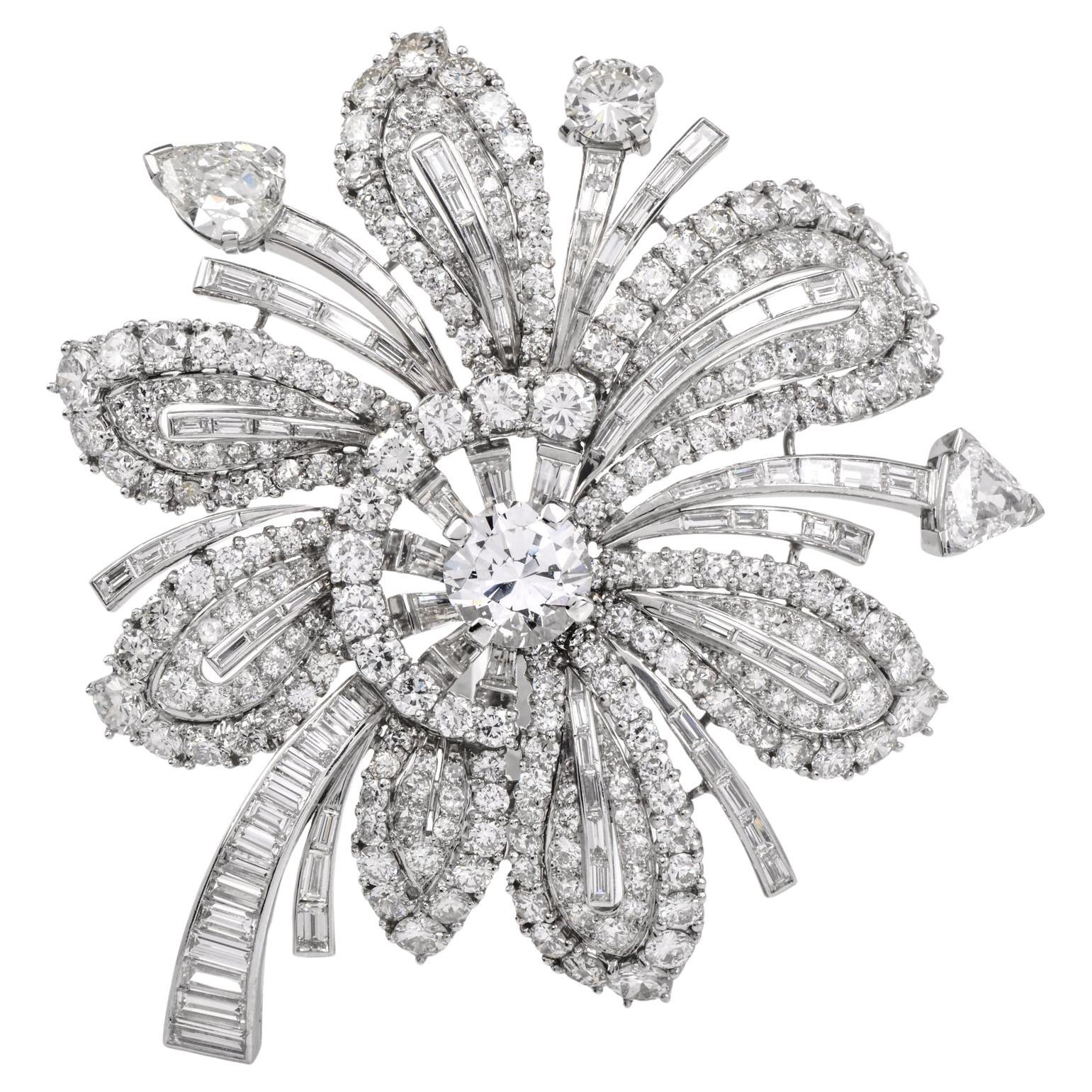 Vintage 24.70cts  Diamond Platinum Floral Flair Brooch Pin  For Sale