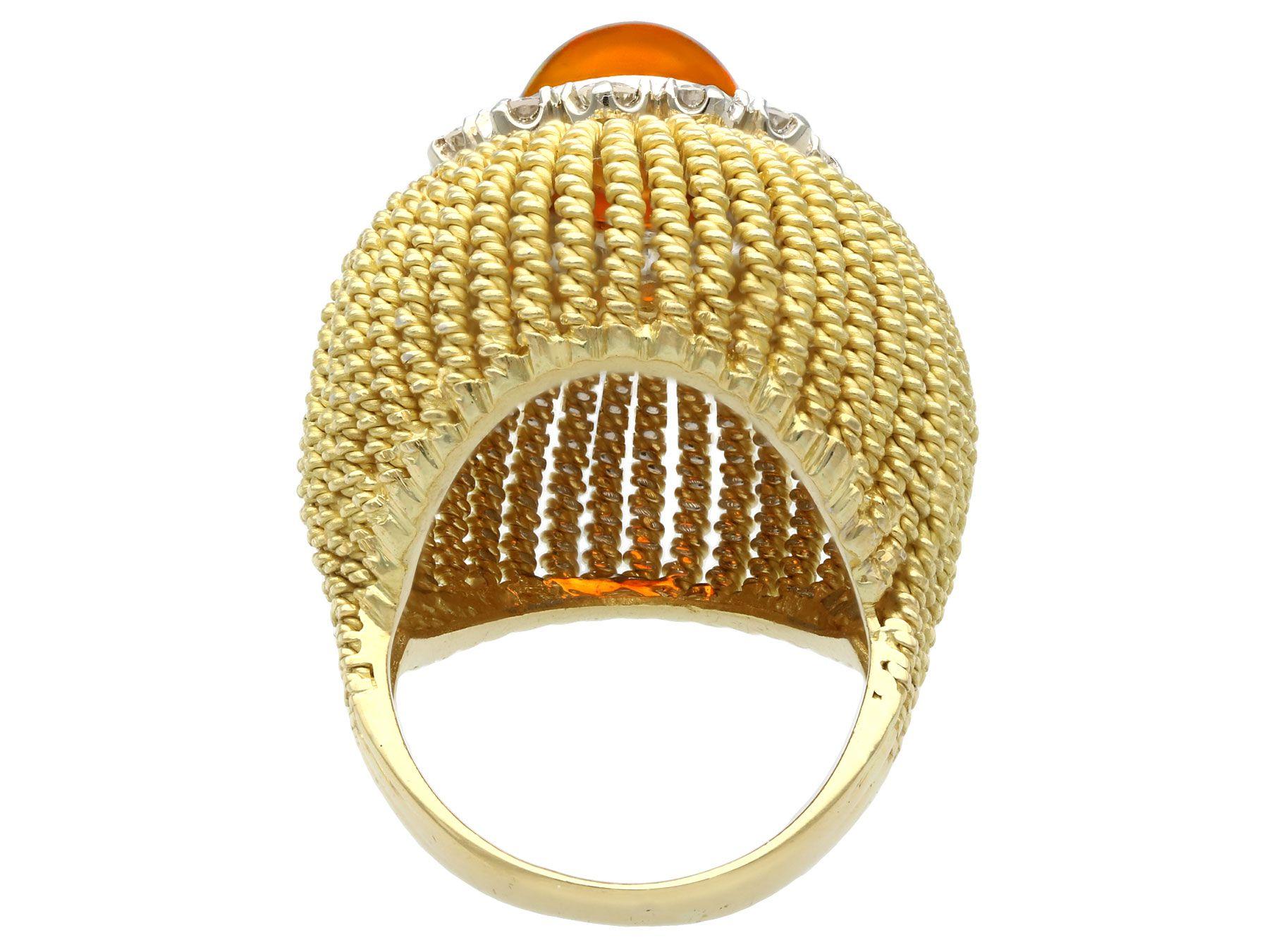 Women's or Men's Vintage 2.48Ct Hessonite Garnet and 1.02 Carat Diamond Yellow Gold Cocktail Ring For Sale