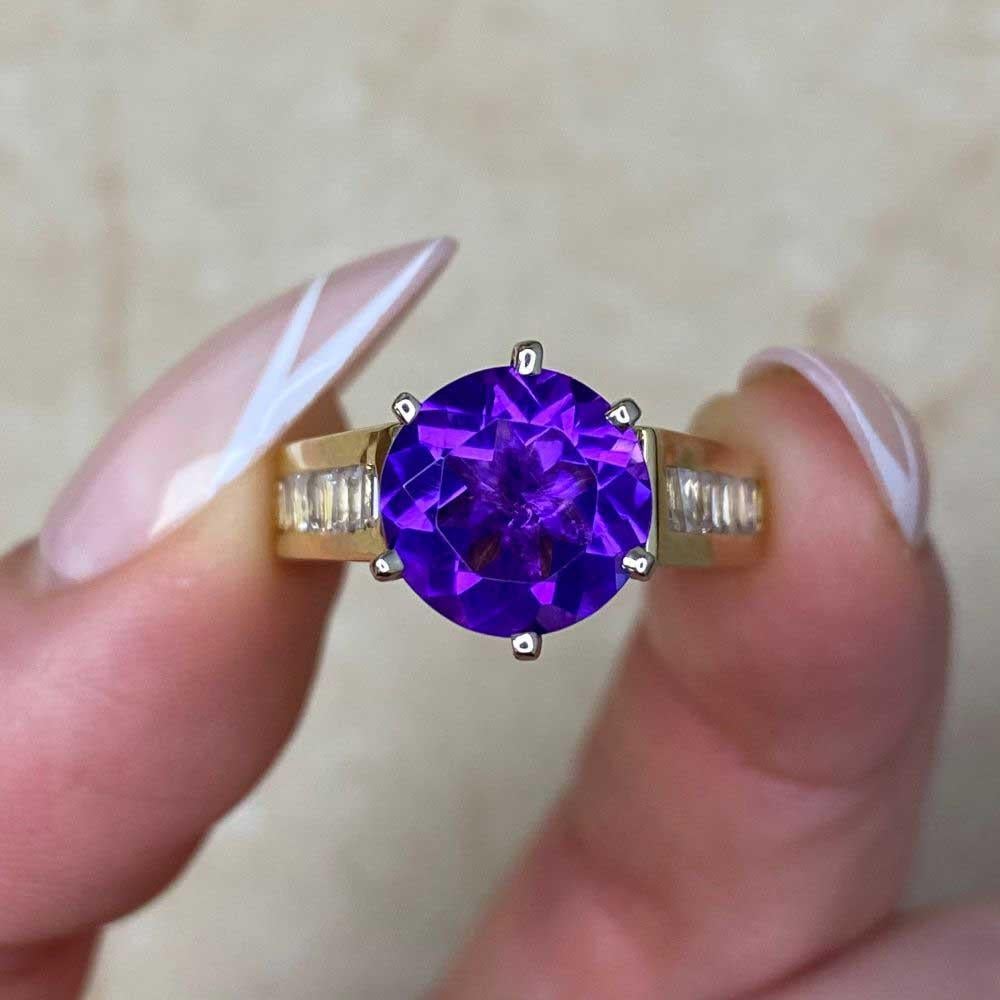 Vintage 2.48ct Round Cut Amethyst Cocktail Ring, 14k Yellow Gold For Sale 5