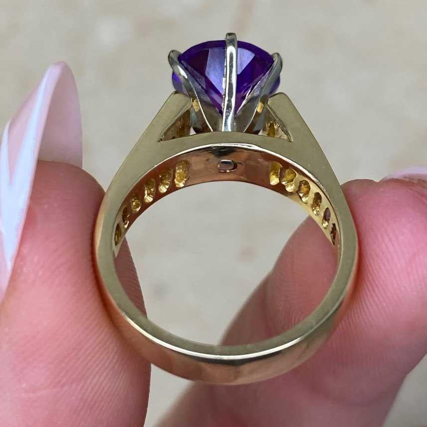 Vintage 2.48ct Round Cut Amethyst Cocktail Ring, 14k Yellow Gold For Sale 6