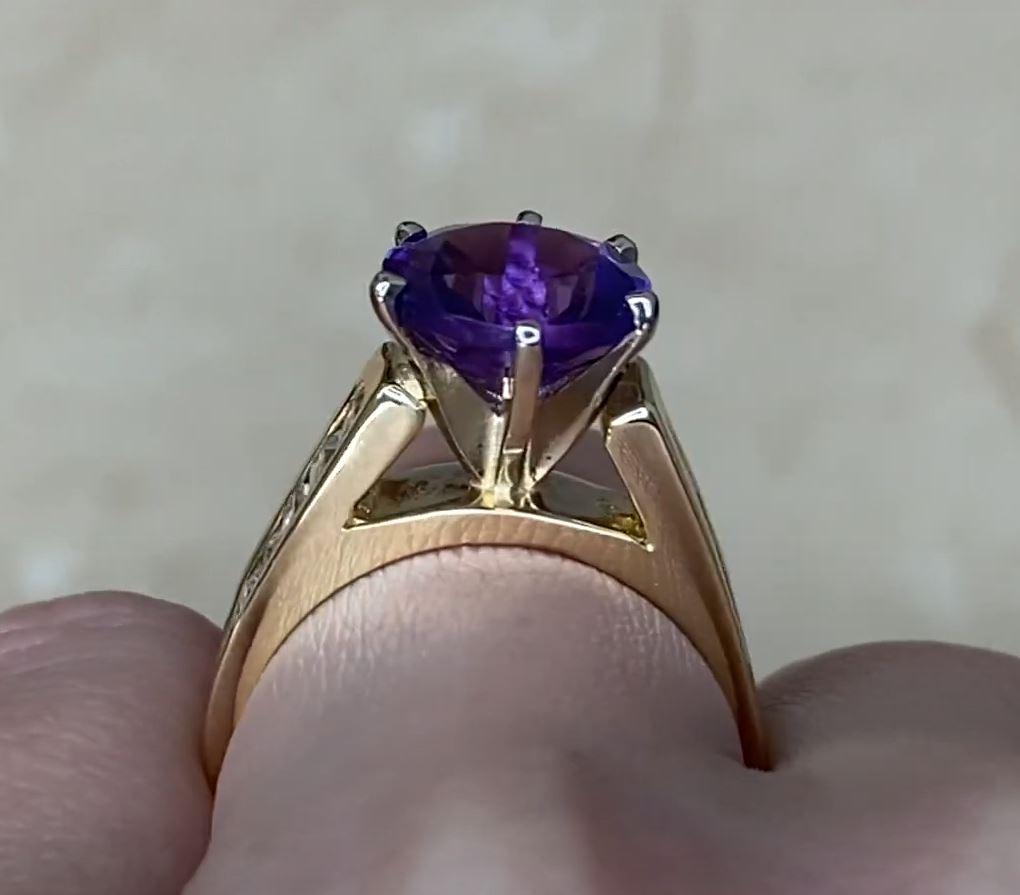 Vintage 2.48ct Round Cut Amethyst Cocktail Ring, 14k Yellow Gold For Sale 3