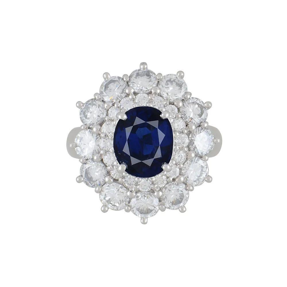 Women's Vintage 2.49 Carat Oval GIA Sapphire and Diamond Platinum Ring For Sale