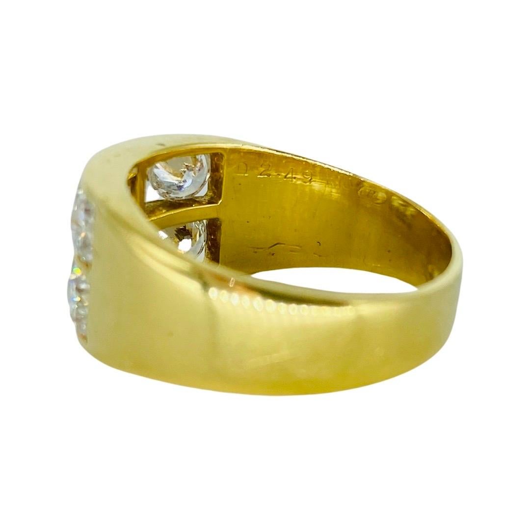 Round Cut Vintage 2.49 Total Carat Weight Diamonds Channel Setting Ring 18k For Sale