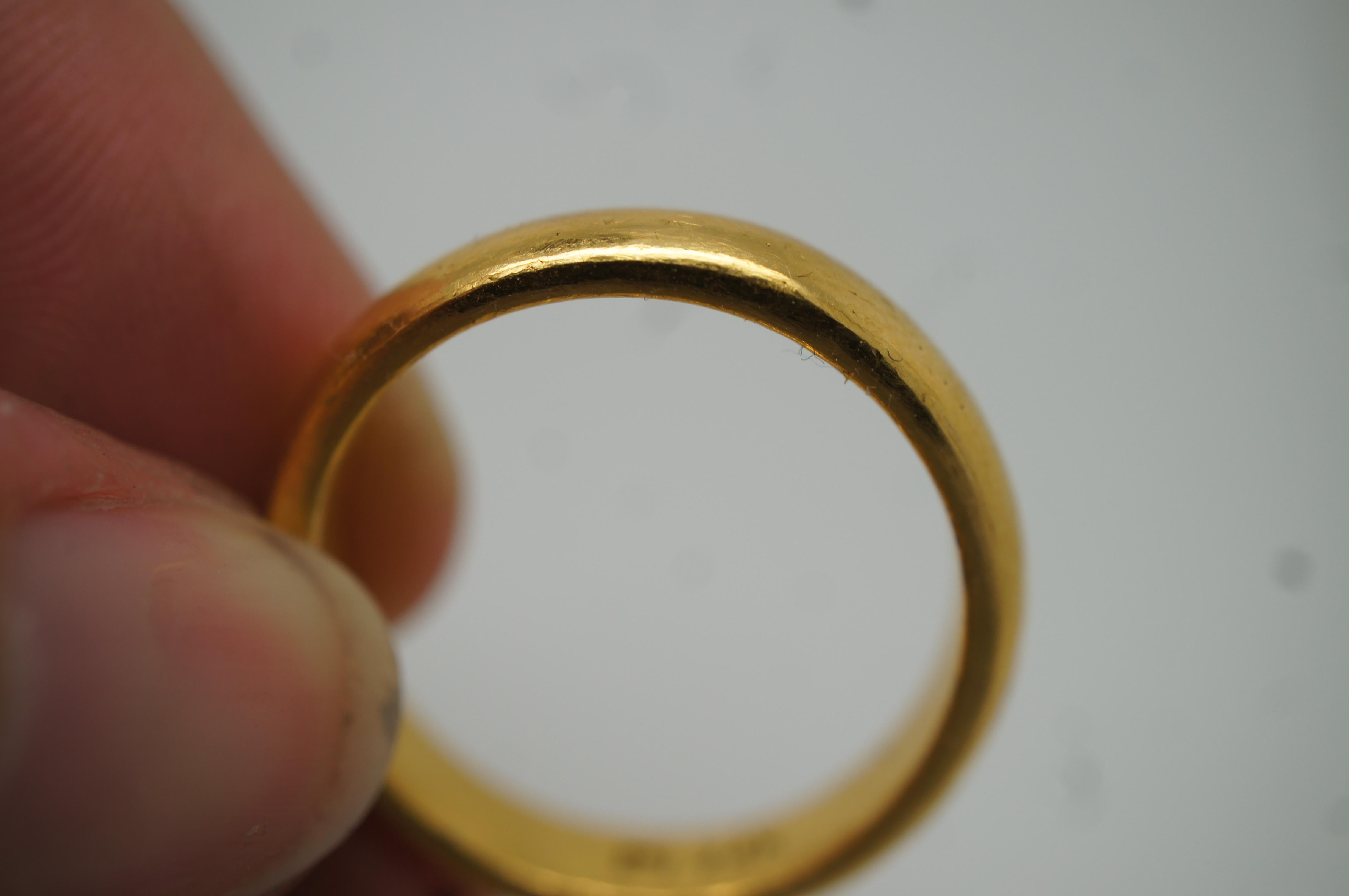 20th Century Vintage 24k Solid Yellow Gold Wedding Band Engagement Ring 10.5g For Sale
