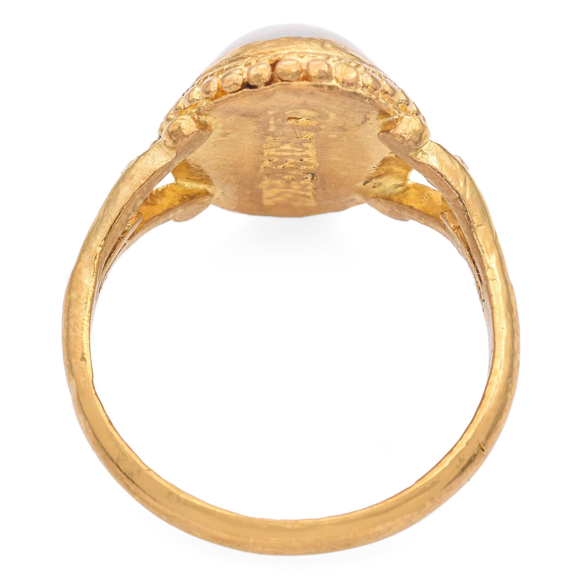 Vintage 24k Yellow Gold Opal Cabochon Ring For Sale 1