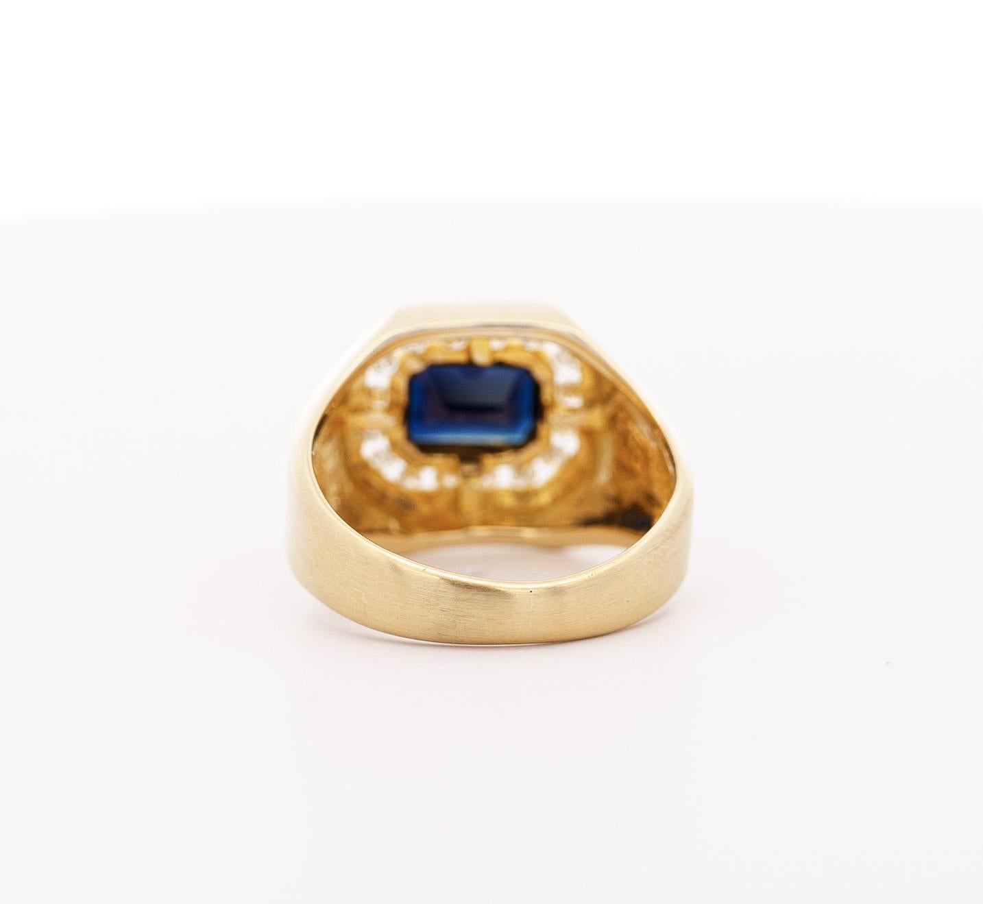 Vintage 2.5 Carat Emerald Cut Blue Sapphire & Diamond Matte Finish Mens Ring In New Condition For Sale In Miami, FL
