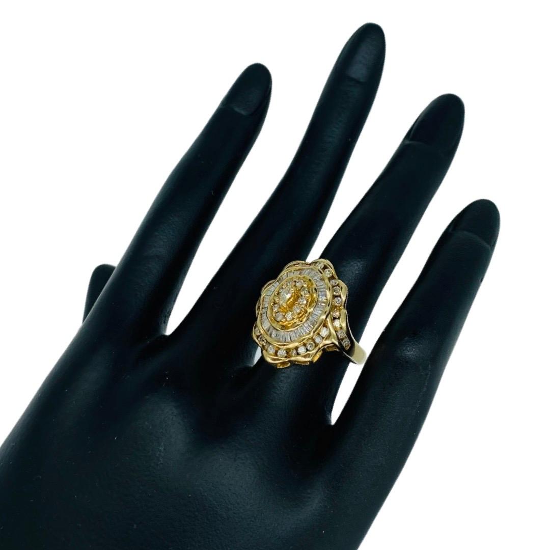 Vintage 2,50 Karat Diamanten Cluster Cocktail-Ring 14k Gold im Angebot 1