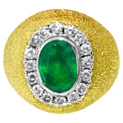 Vintage 2.50 Carat Emerald and Diamond 18k Gold Cocktail Ring