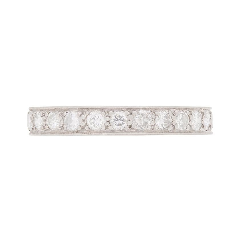 Vintage 2.50 Carat Round Brilliant Cut Diamond Eternity Band, circa 1940s For Sale