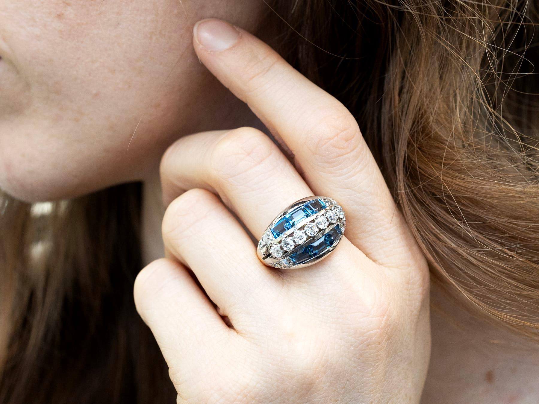 Gold-Cocktailring, 2,54 Karat Aquamarin 2,13 Karat Diamant (Baguetteschliff) im Angebot